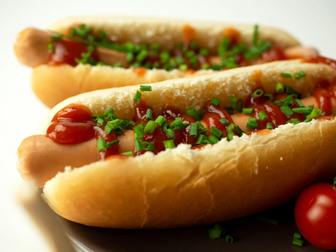 HOT DOGS